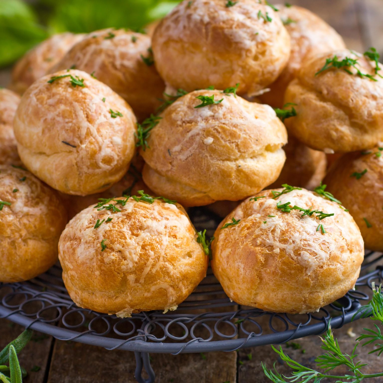 Gougères_ATable
